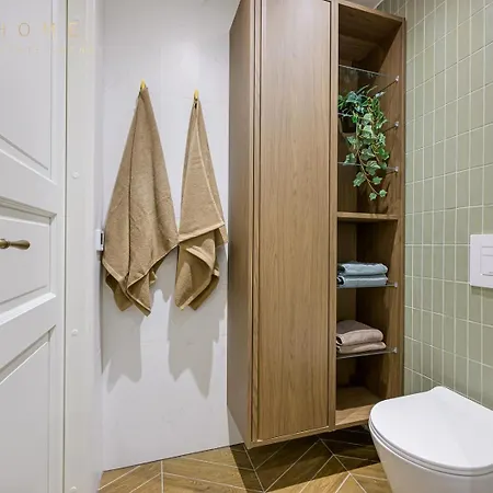 דירה Cozy Old Town With Free Parking, Ac & Kitchen