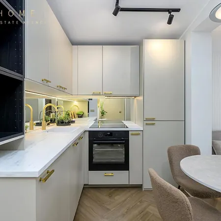 Luxury Next To Old Town شقة تالين